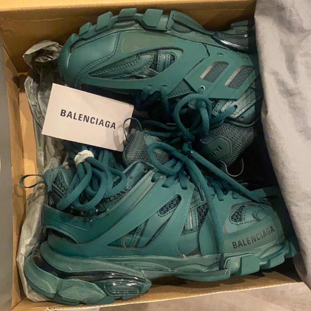 Balenciagas tracks